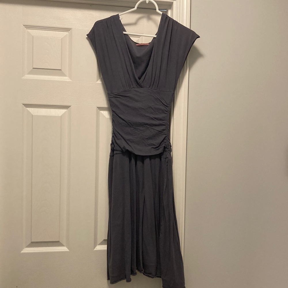 Flowy gray dress